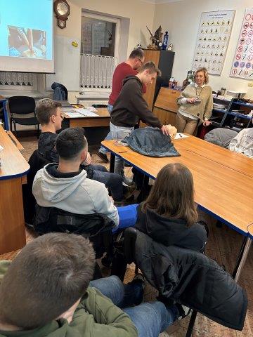 Zajęcia teoretyczne w sali wykładowej